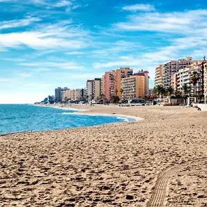 Apartamento Pyr Loft Puerto, Fuengirola